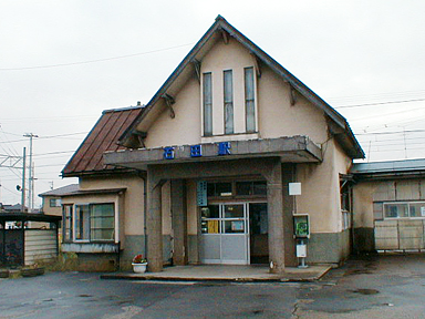電鉄石田駅