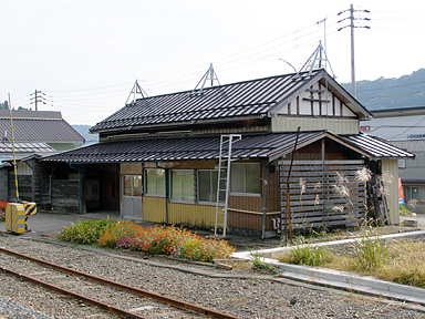 桑名川駅
