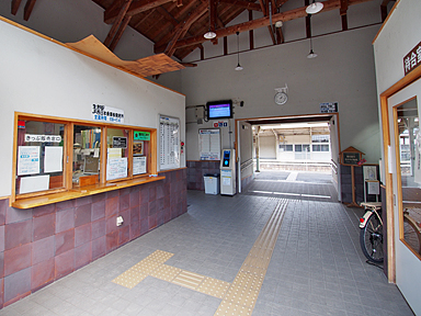 ����w�i�i�q�����{�j