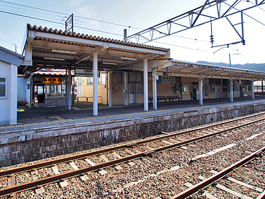 ��k����w