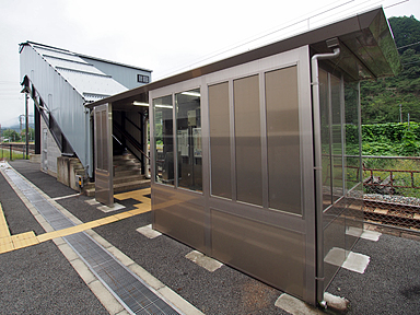 ����v��w