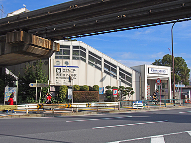 �V���F�A�C���w